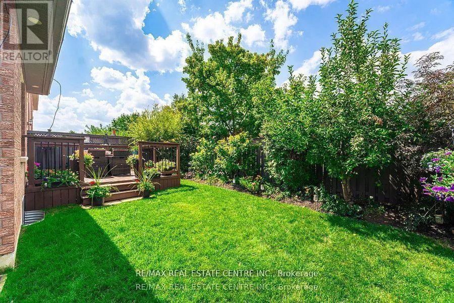 8 DUFFIELD ROAD