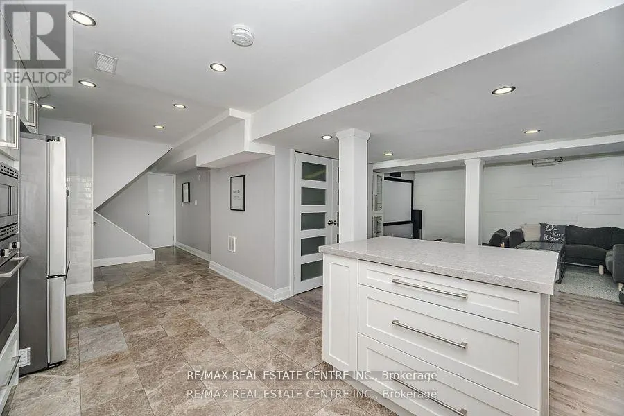 8 DUFFIELD ROAD