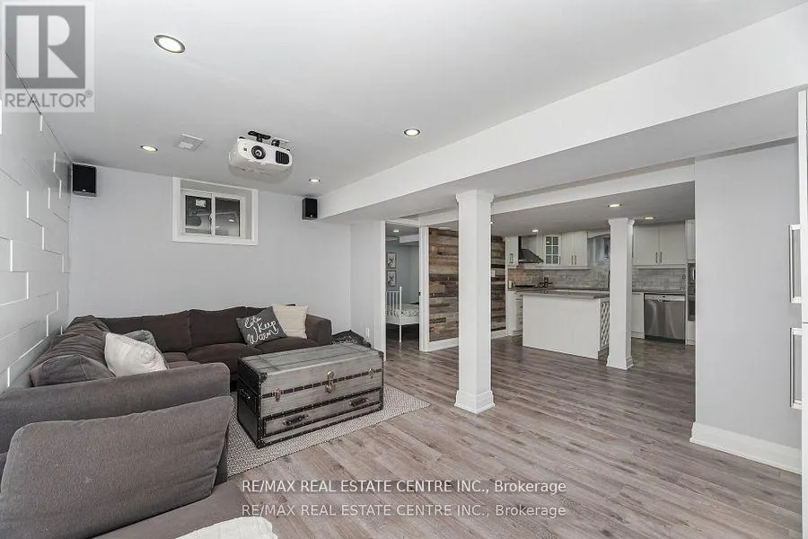 8 DUFFIELD ROAD