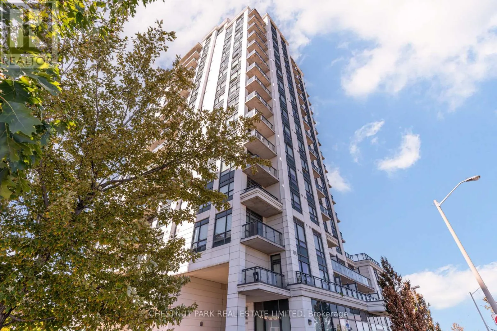 205 - 840 QUEENS PLATE DRIVE