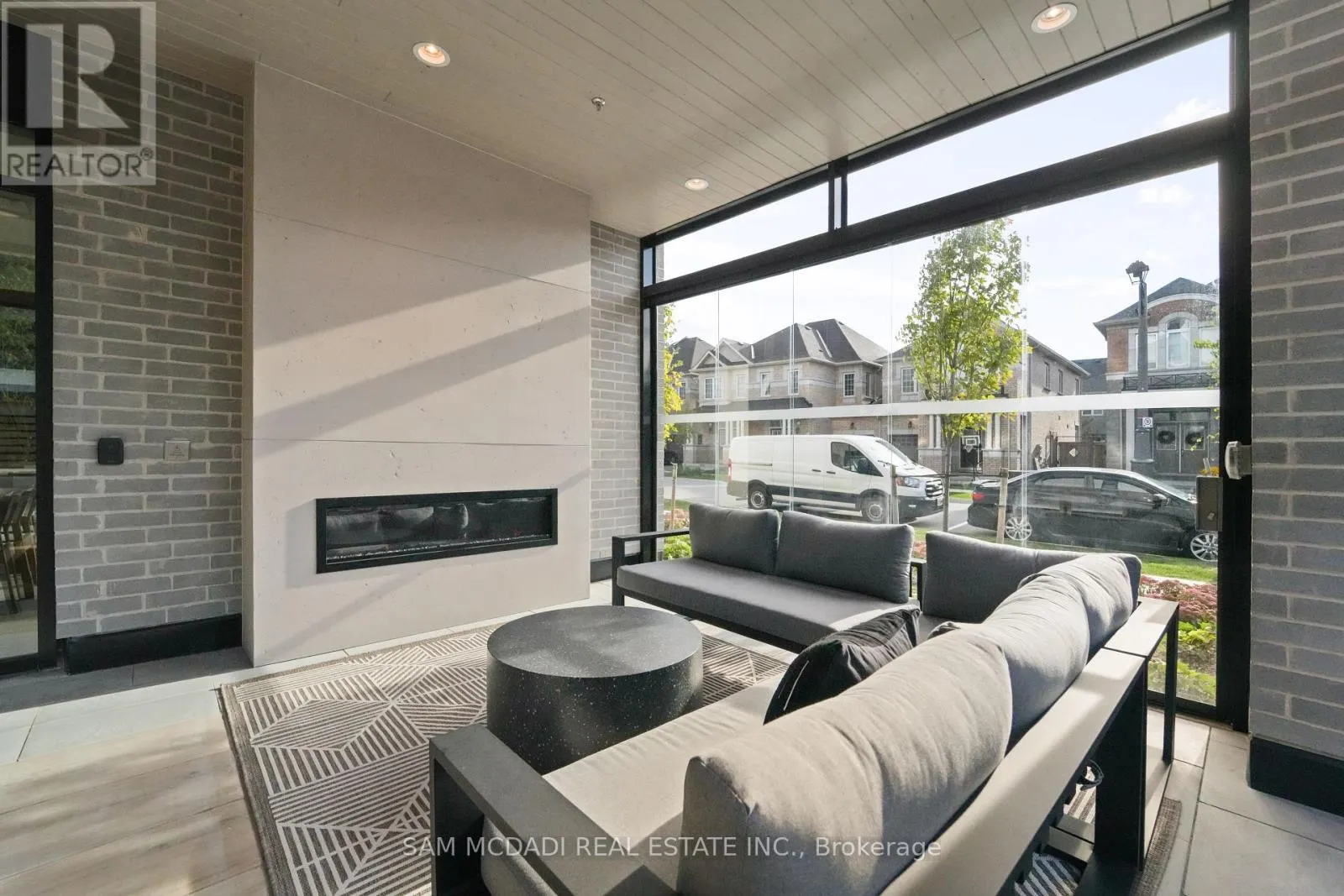 320 - 3250 CARDING MILL TRAIL