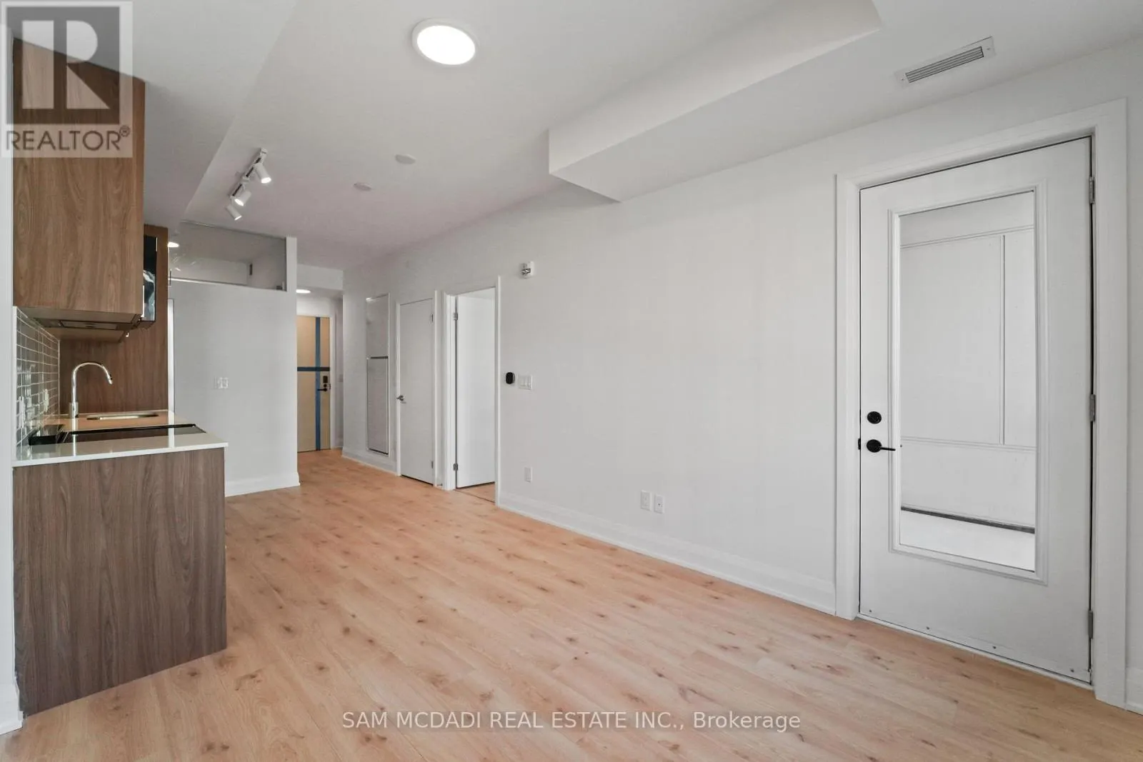 320 - 3250 CARDING MILL TRAIL