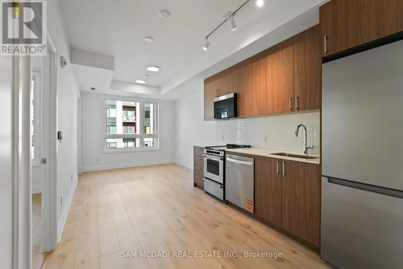 320 - 3250 CARDING MILL TRAIL