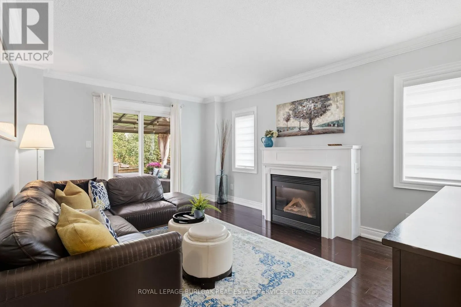487 WHITE DRIVE