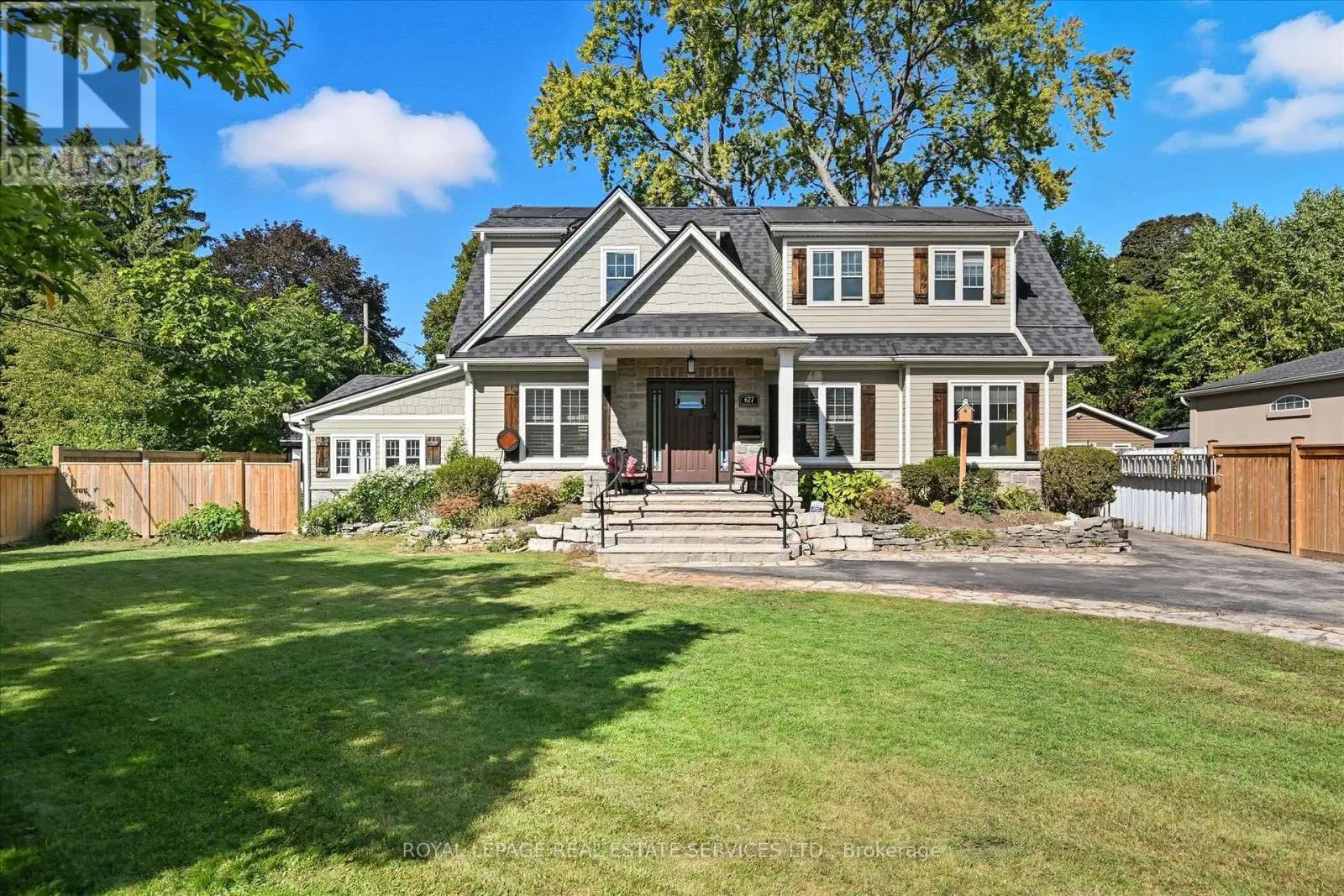 677 GREENWOOD DRIVE