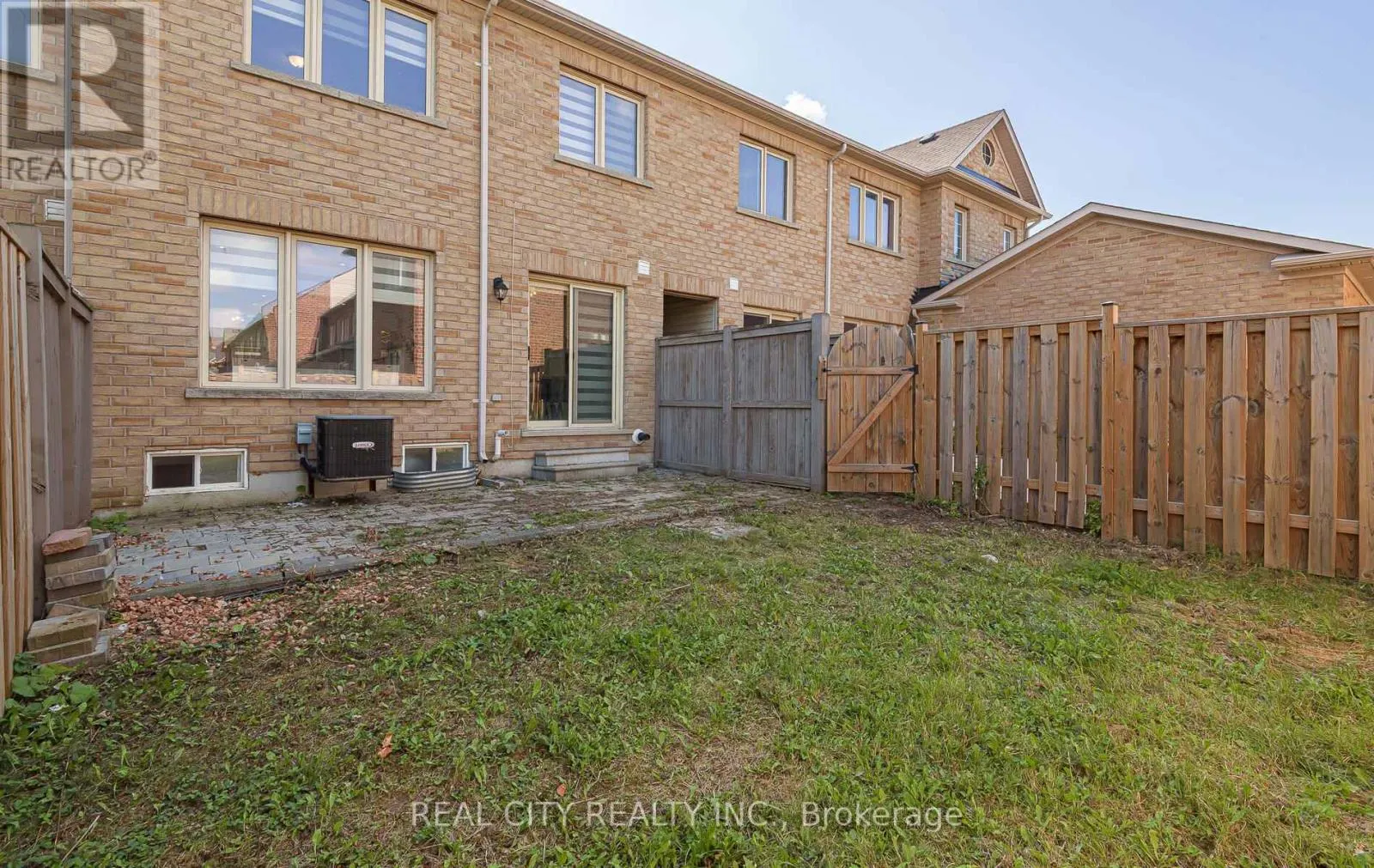 27 BELLHAVEN CRESCENT