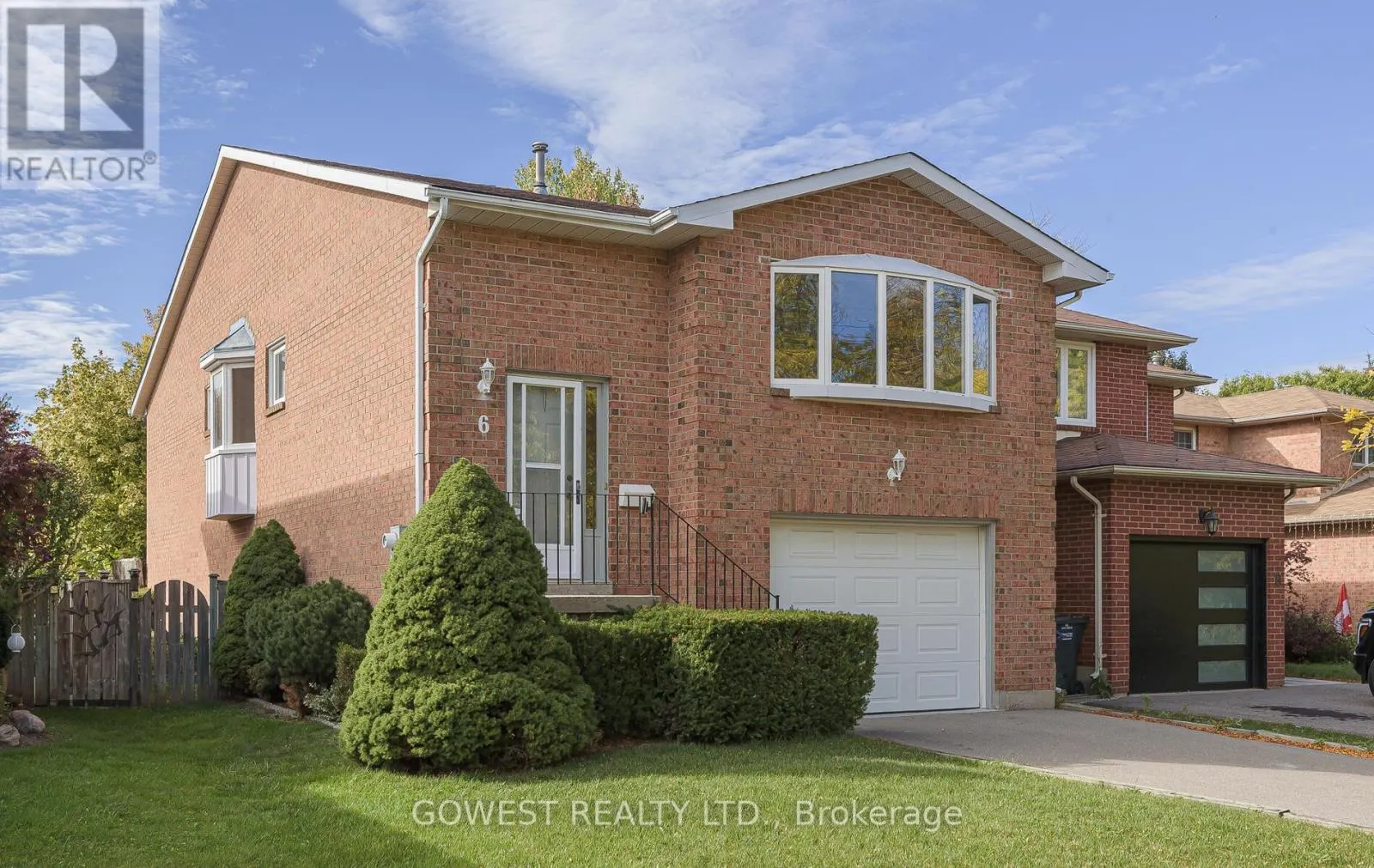 6 ELDERBANK COURT