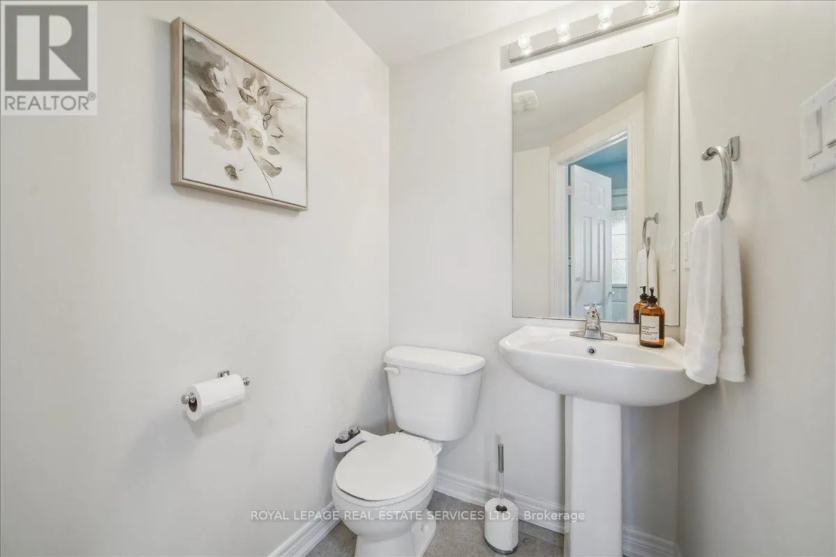 16 BEACHVILLE CIRCLE