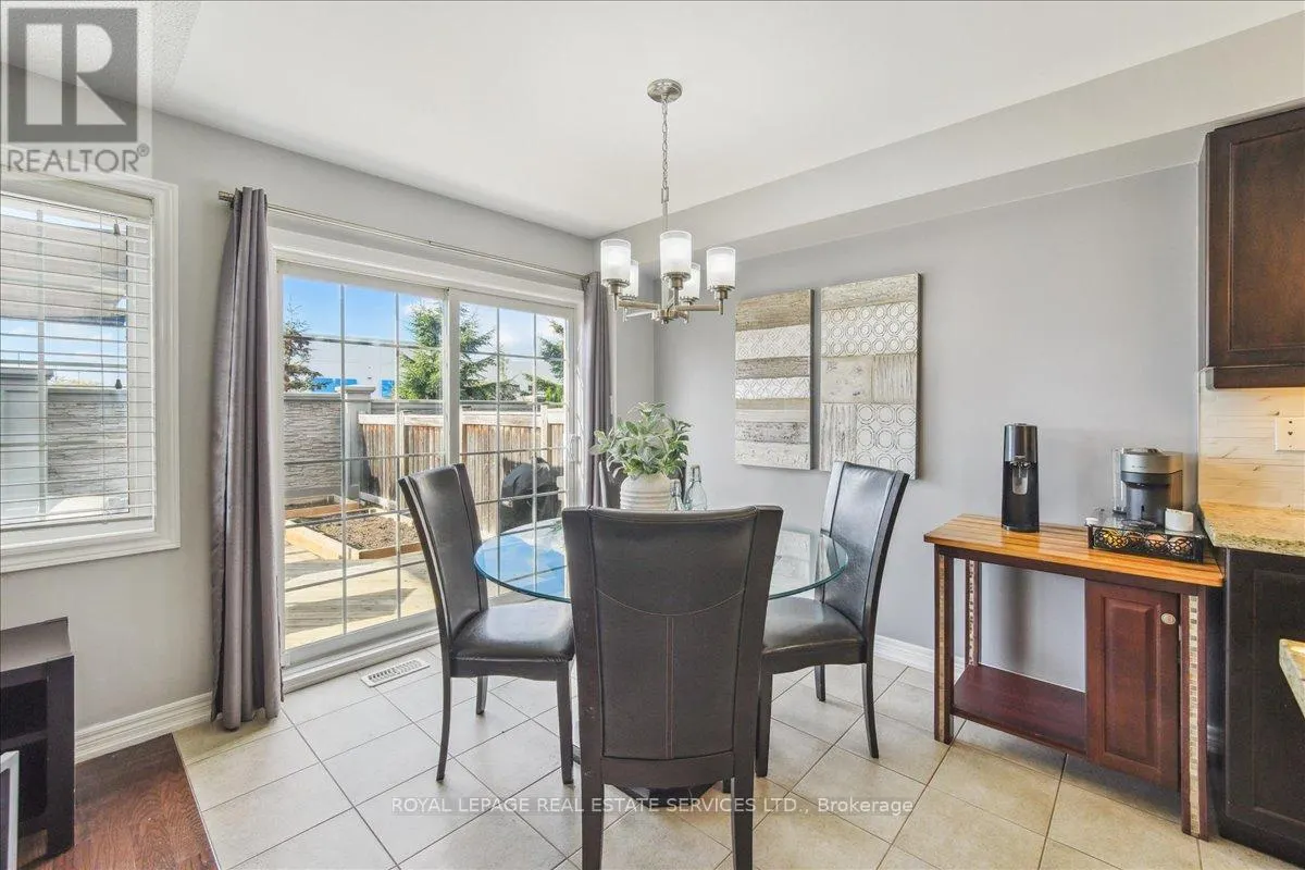 16 BEACHVILLE CIRCLE