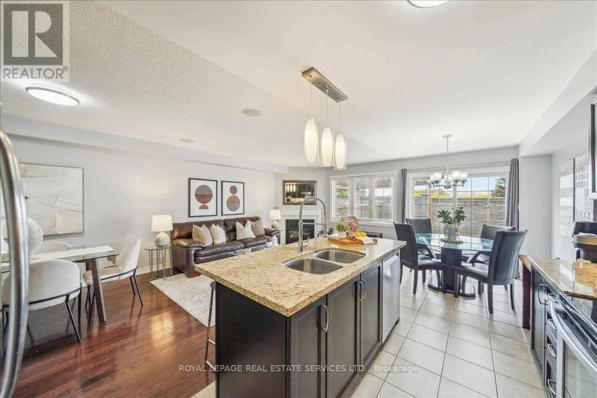 16 BEACHVILLE CIRCLE