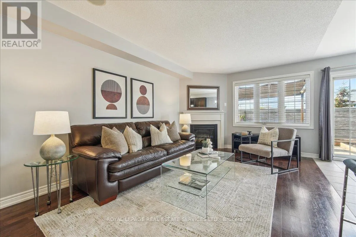 16 BEACHVILLE CIRCLE
