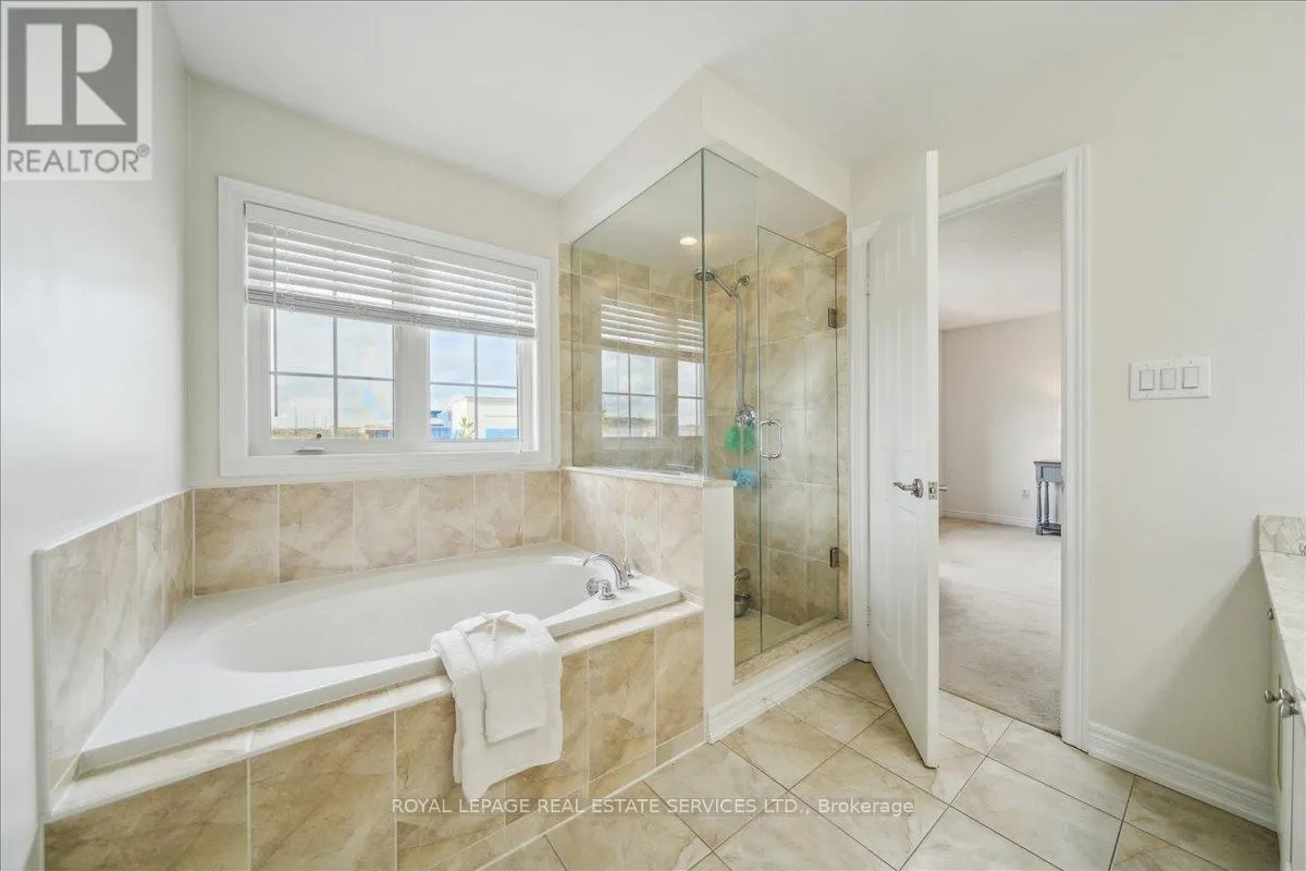 16 BEACHVILLE CIRCLE