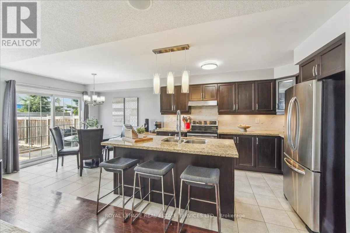 16 BEACHVILLE CIRCLE