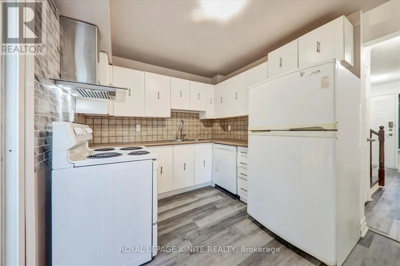 23 NORTHGATE BOULEVARD