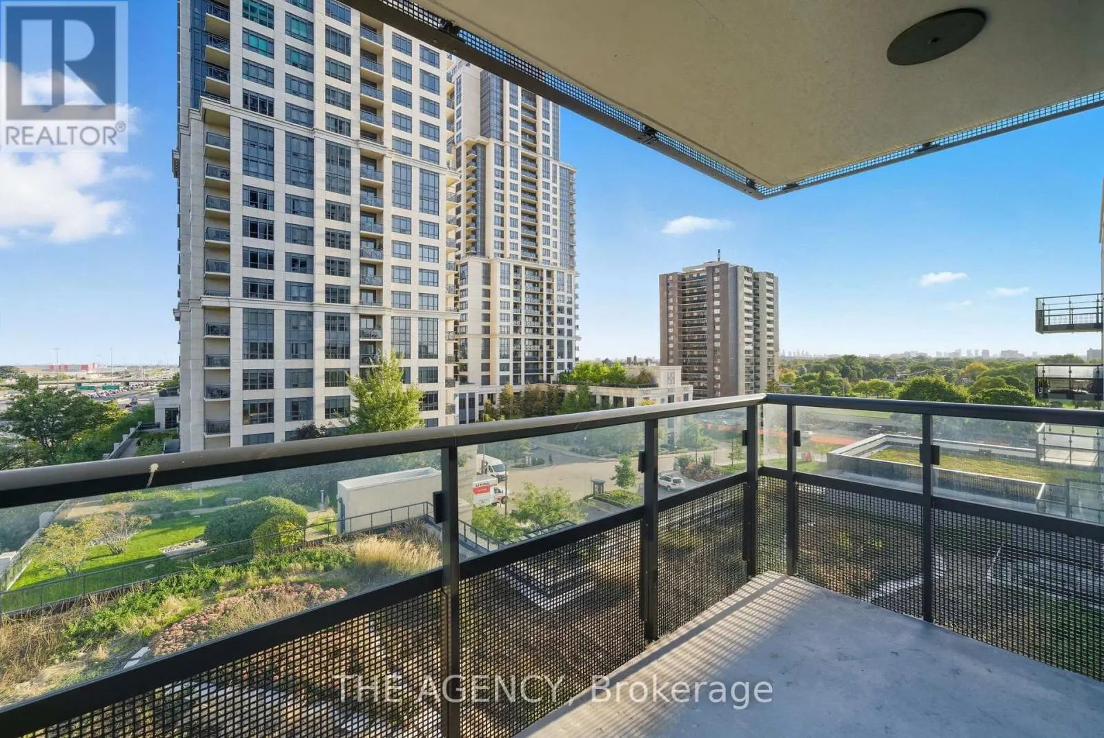 508 - 10 EVA ROAD