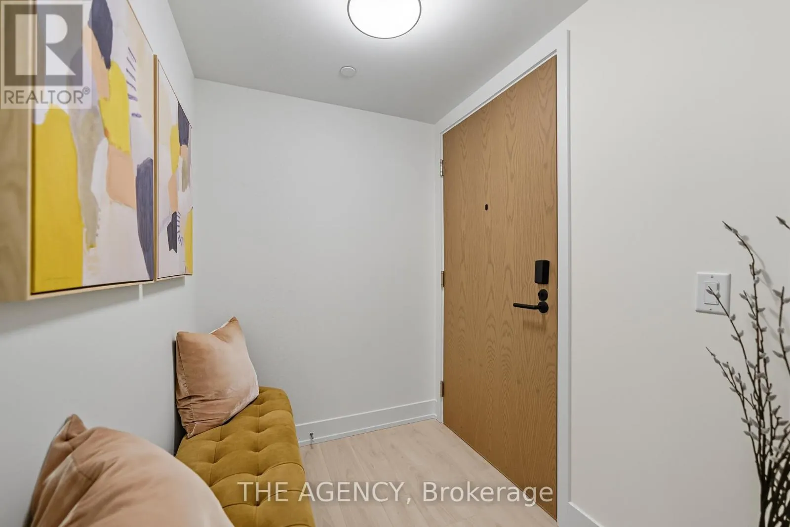 508 - 10 EVA ROAD