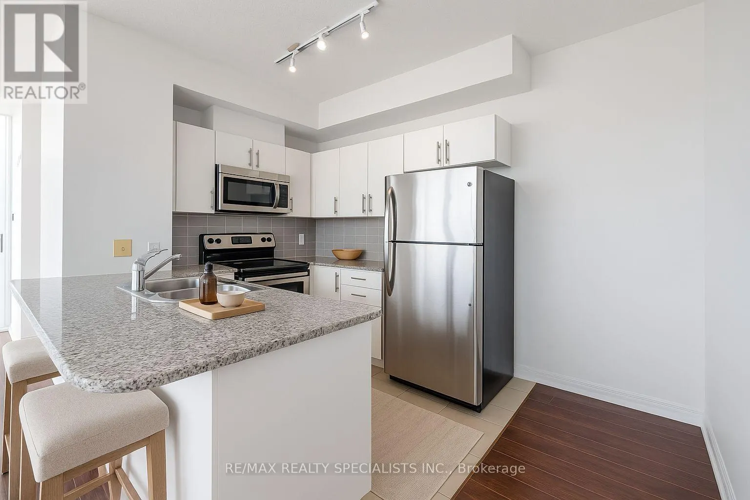 506 - 3515 KARIYA DRIVE