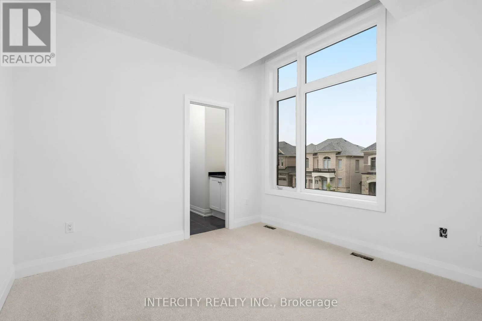 LOT 33 - 2 DOLOMITE DRIVE