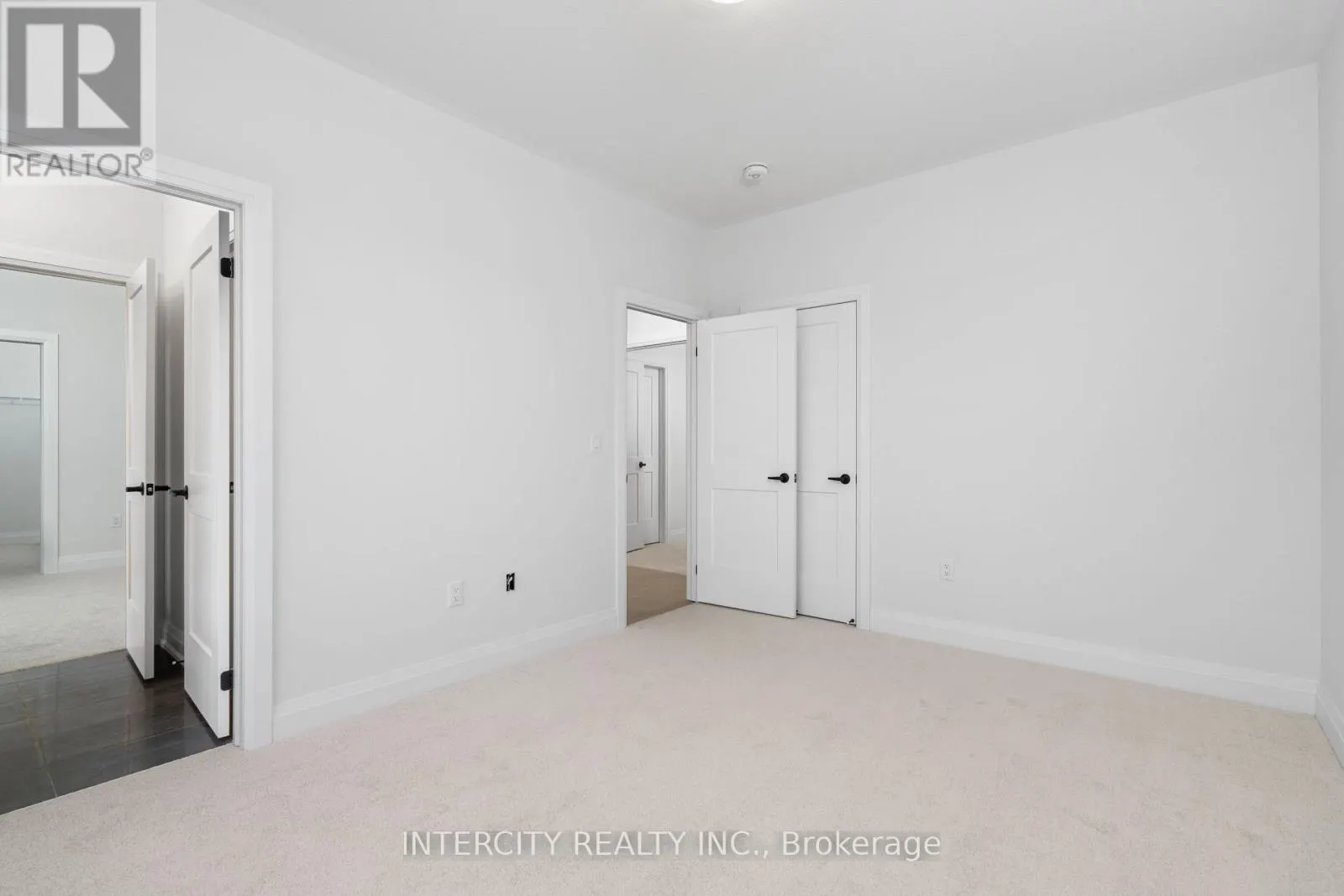 LOT 33 - 2 DOLOMITE DRIVE