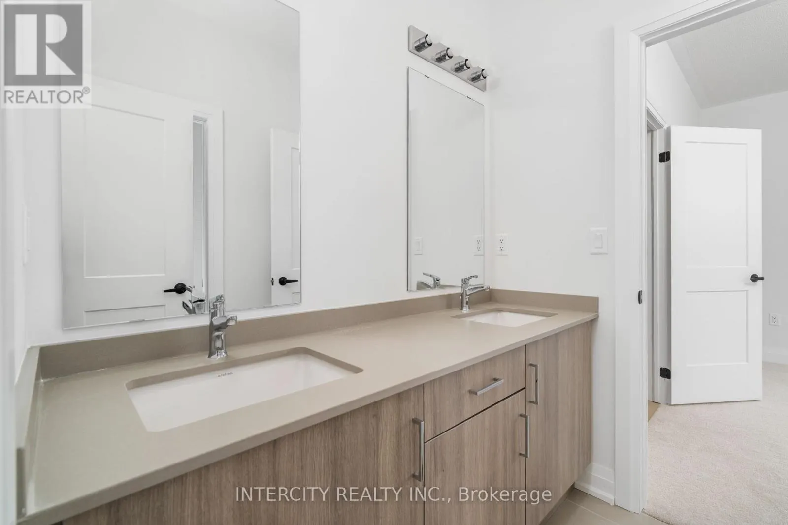 LOT 33 - 2 DOLOMITE DRIVE