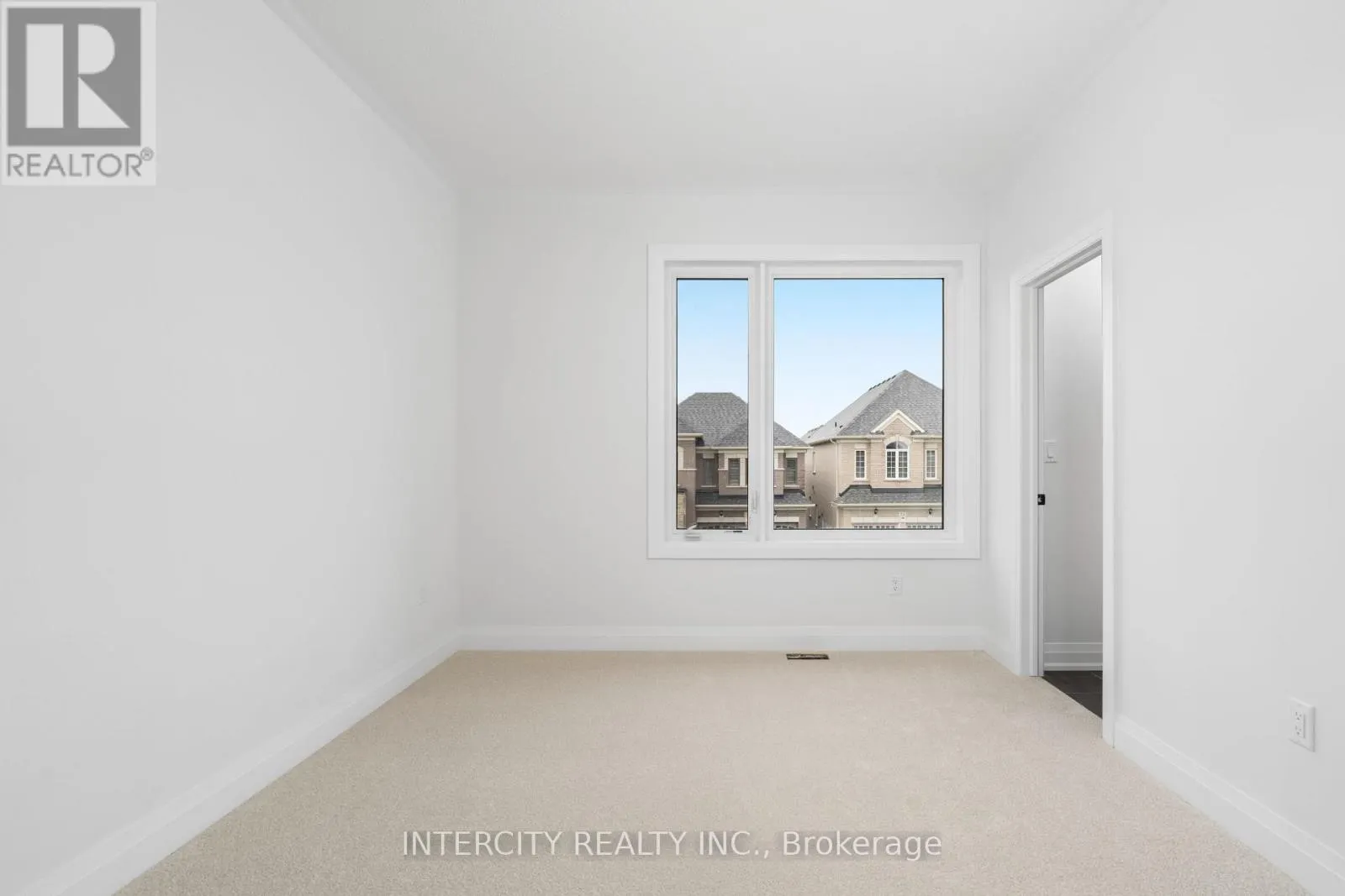 LOT 33 - 2 DOLOMITE DRIVE