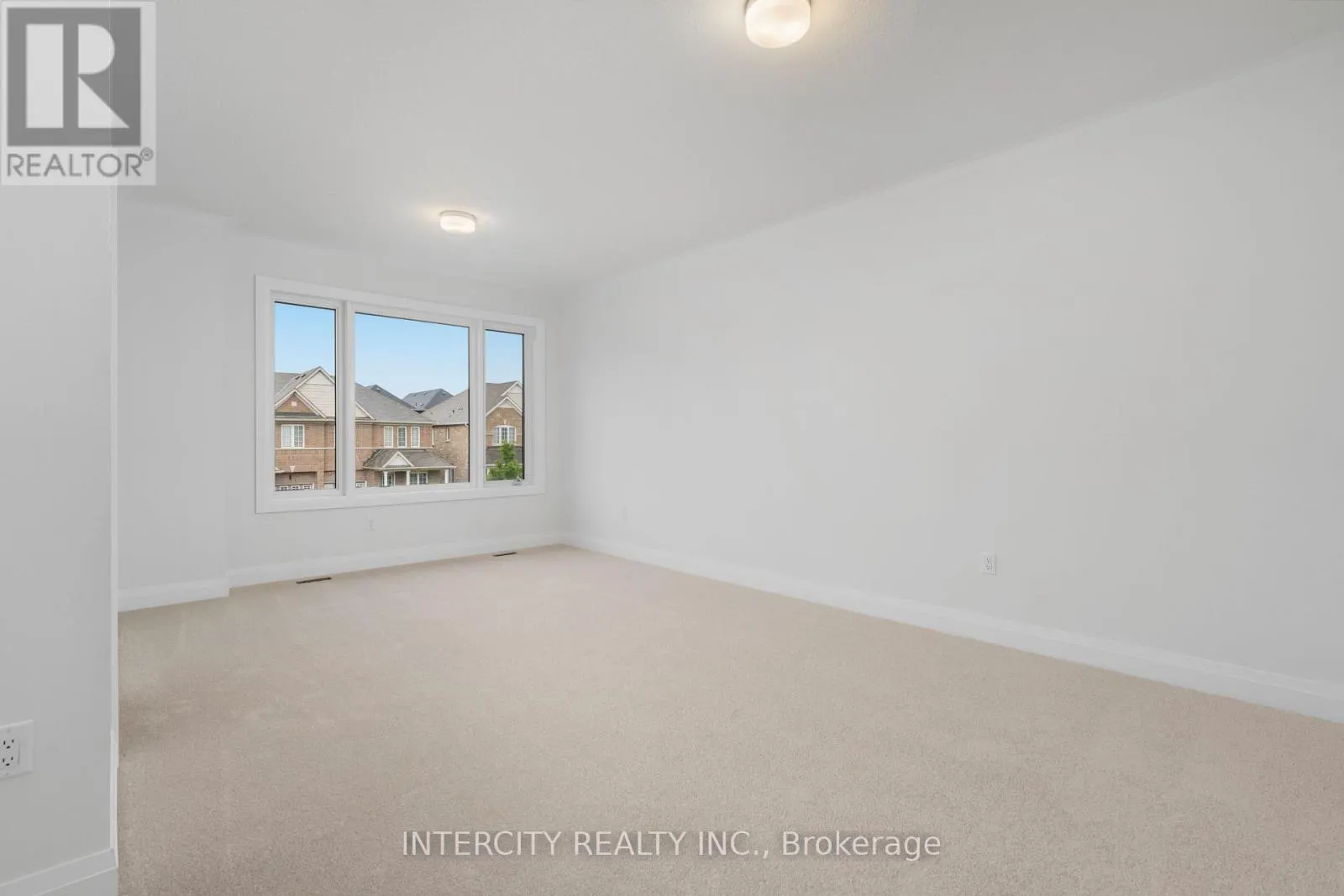 LOT 33 - 2 DOLOMITE DRIVE
