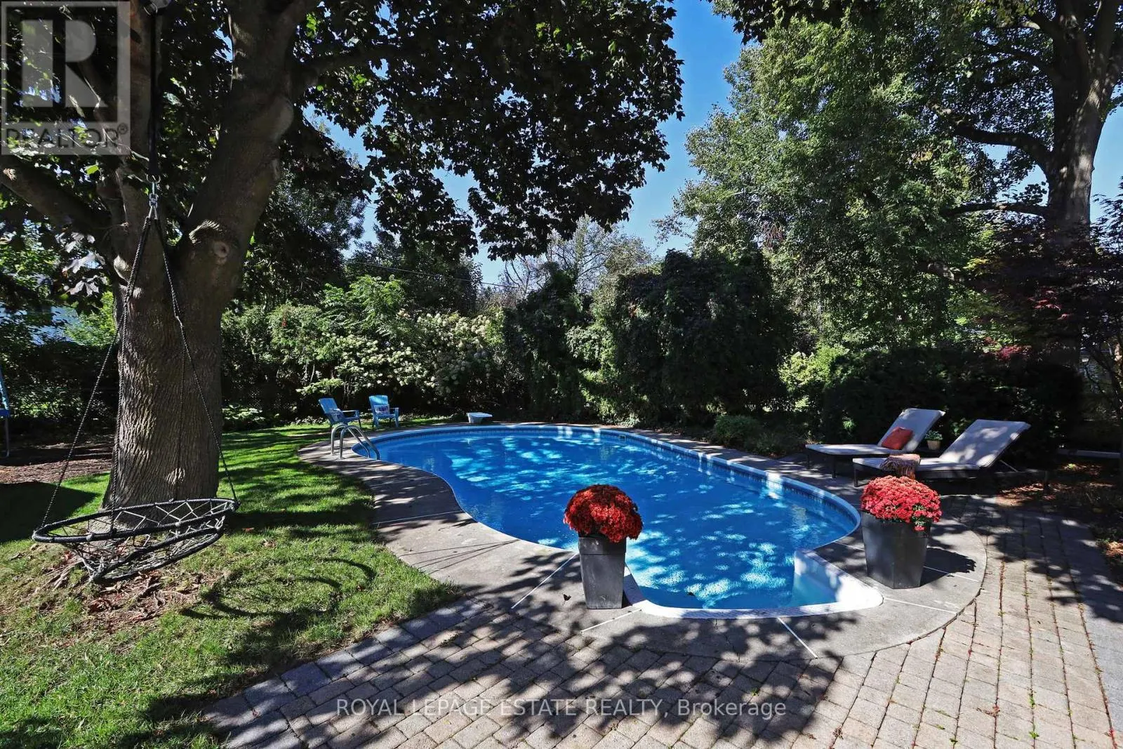 4231 DUNVEGAN ROAD
