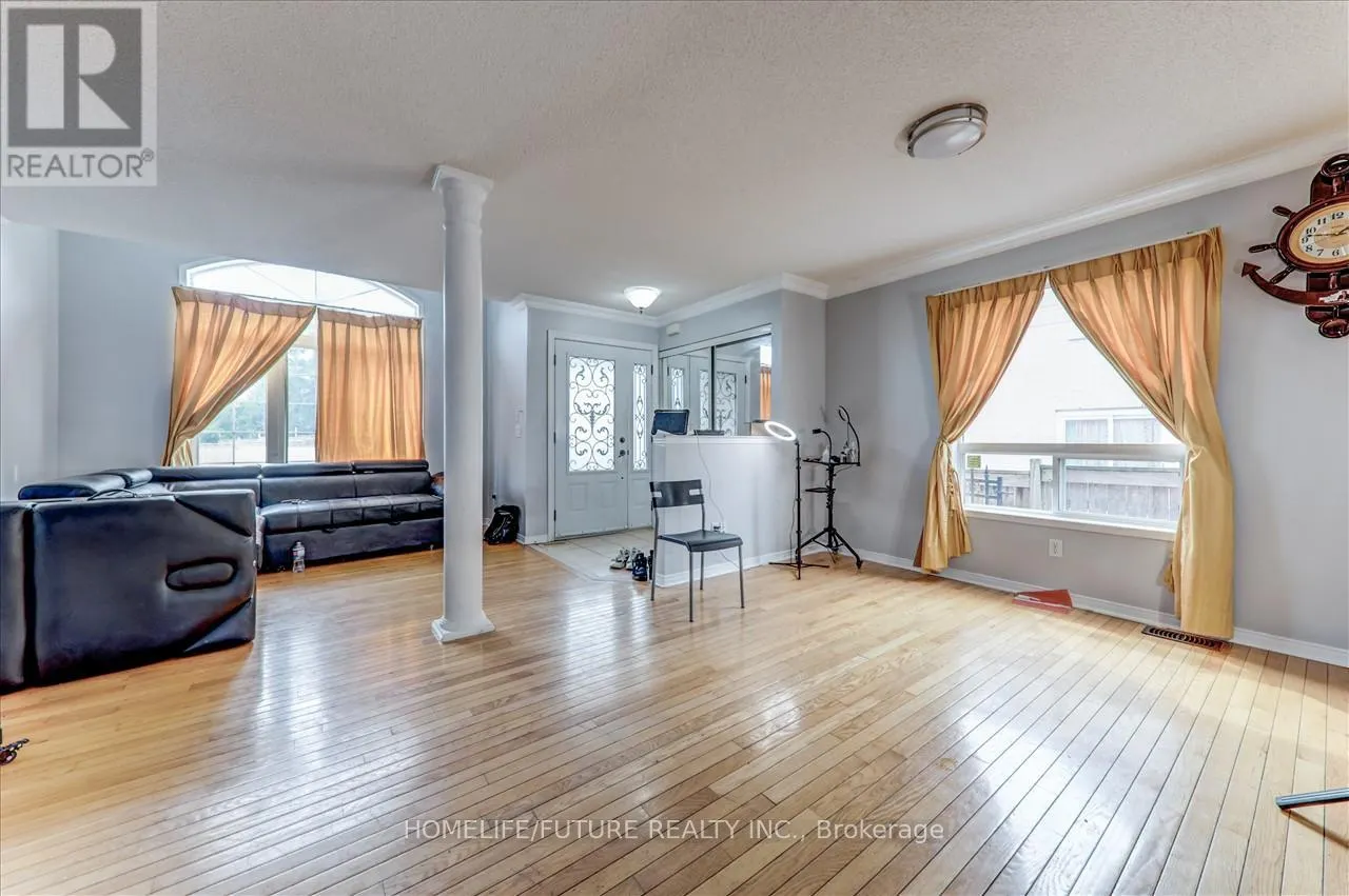 69 HEATHERDALE DRIVE