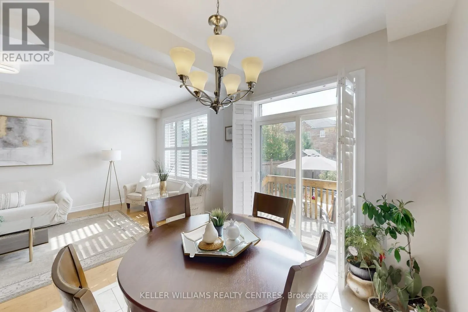 19 DIAMOND LEAF LANE