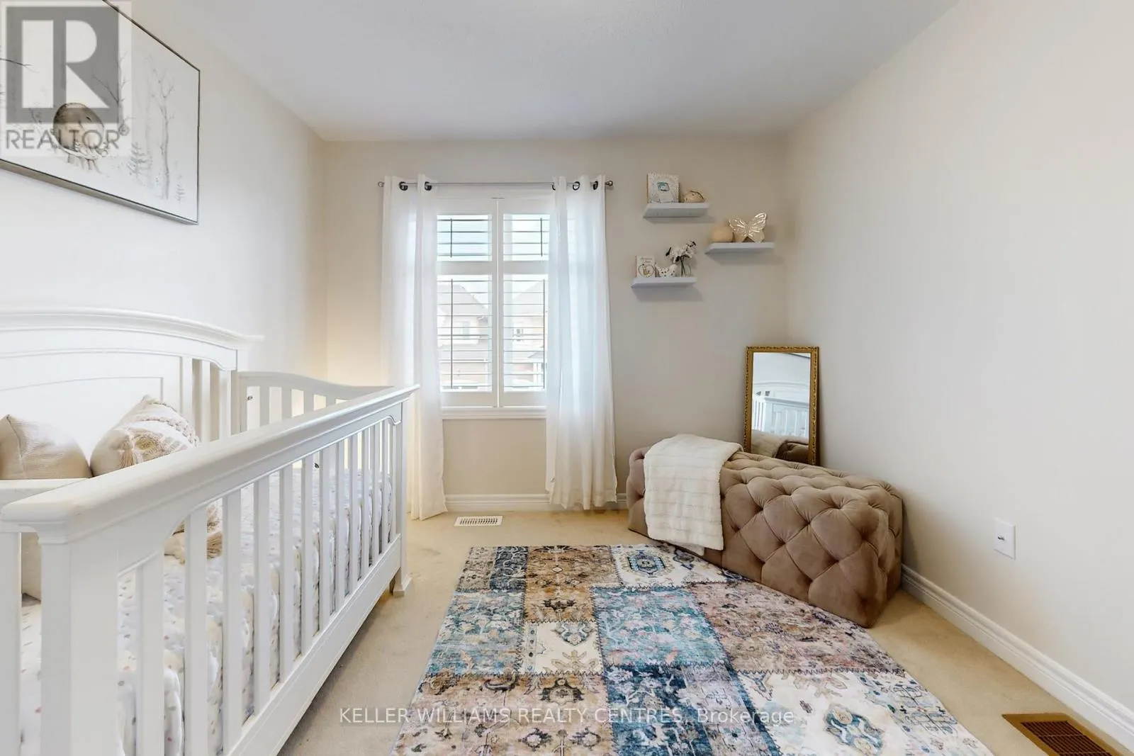 19 DIAMOND LEAF LANE