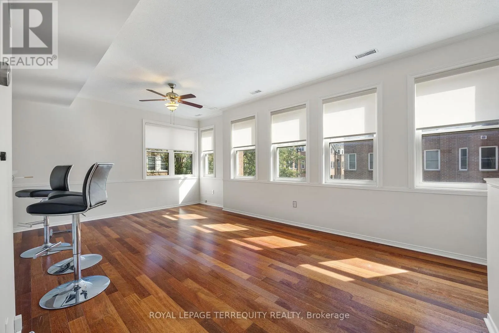129 - 760 LAWRENCE AVENUE W