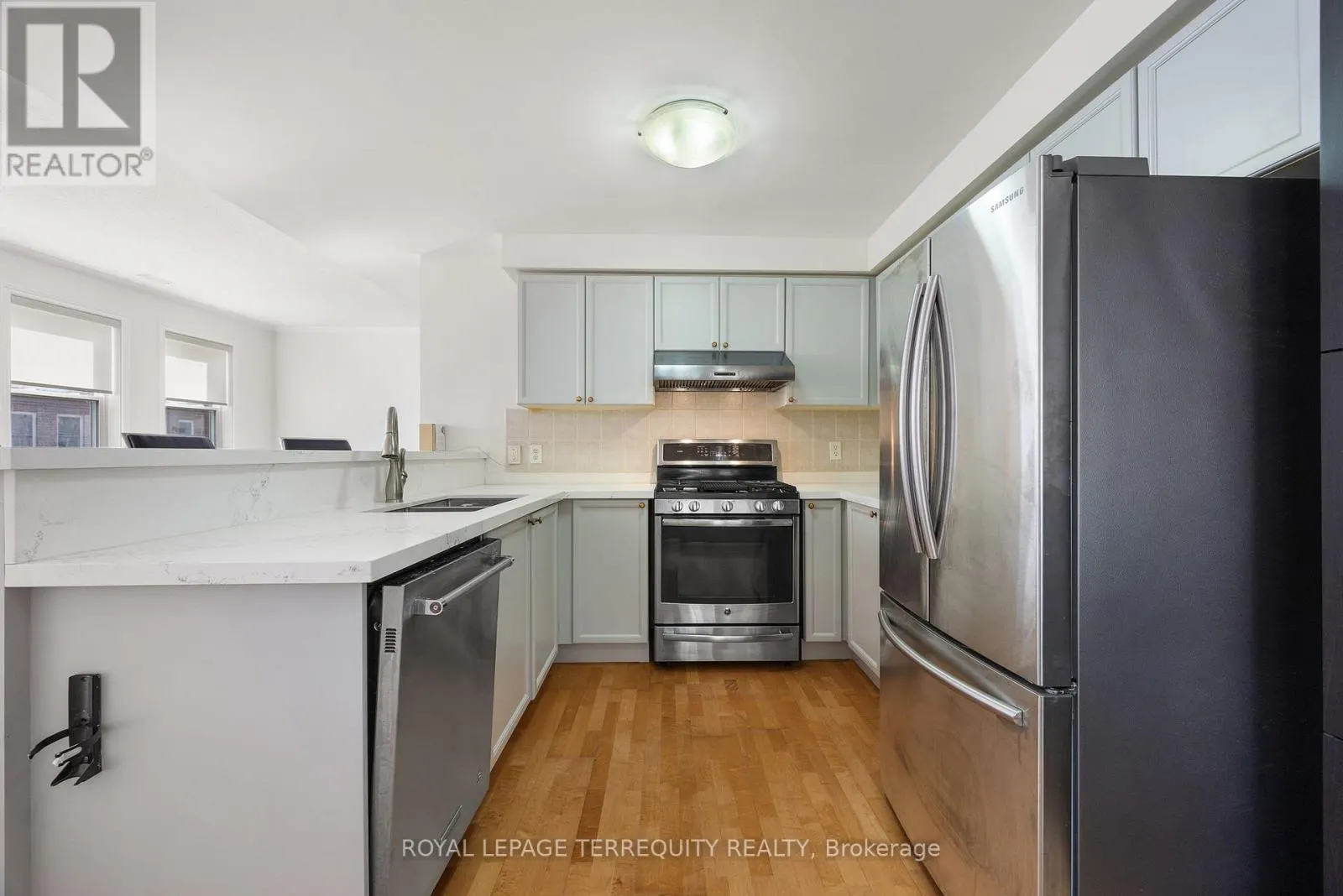 129 - 760 LAWRENCE AVENUE W