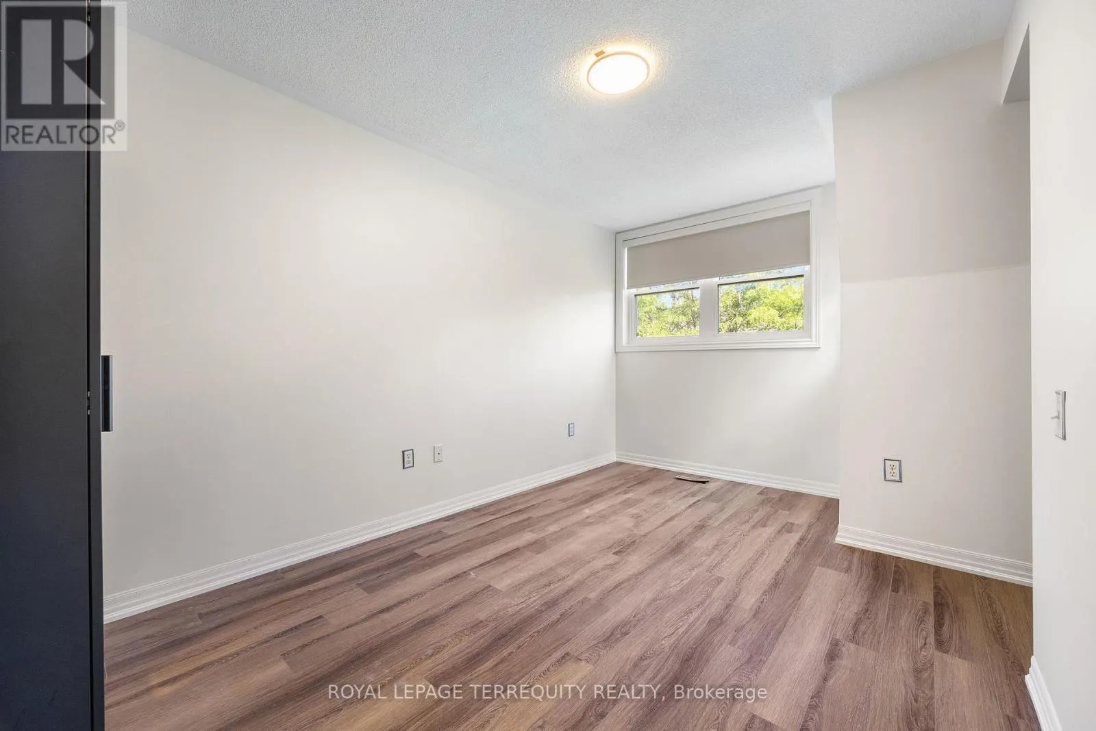 129 - 760 LAWRENCE AVENUE W