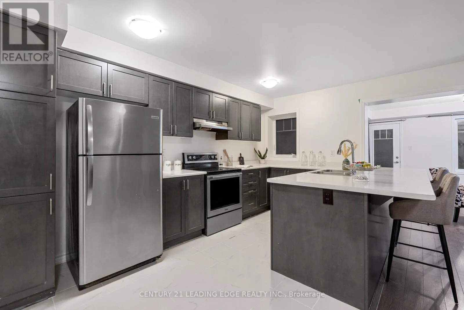 521 FIR COURT
