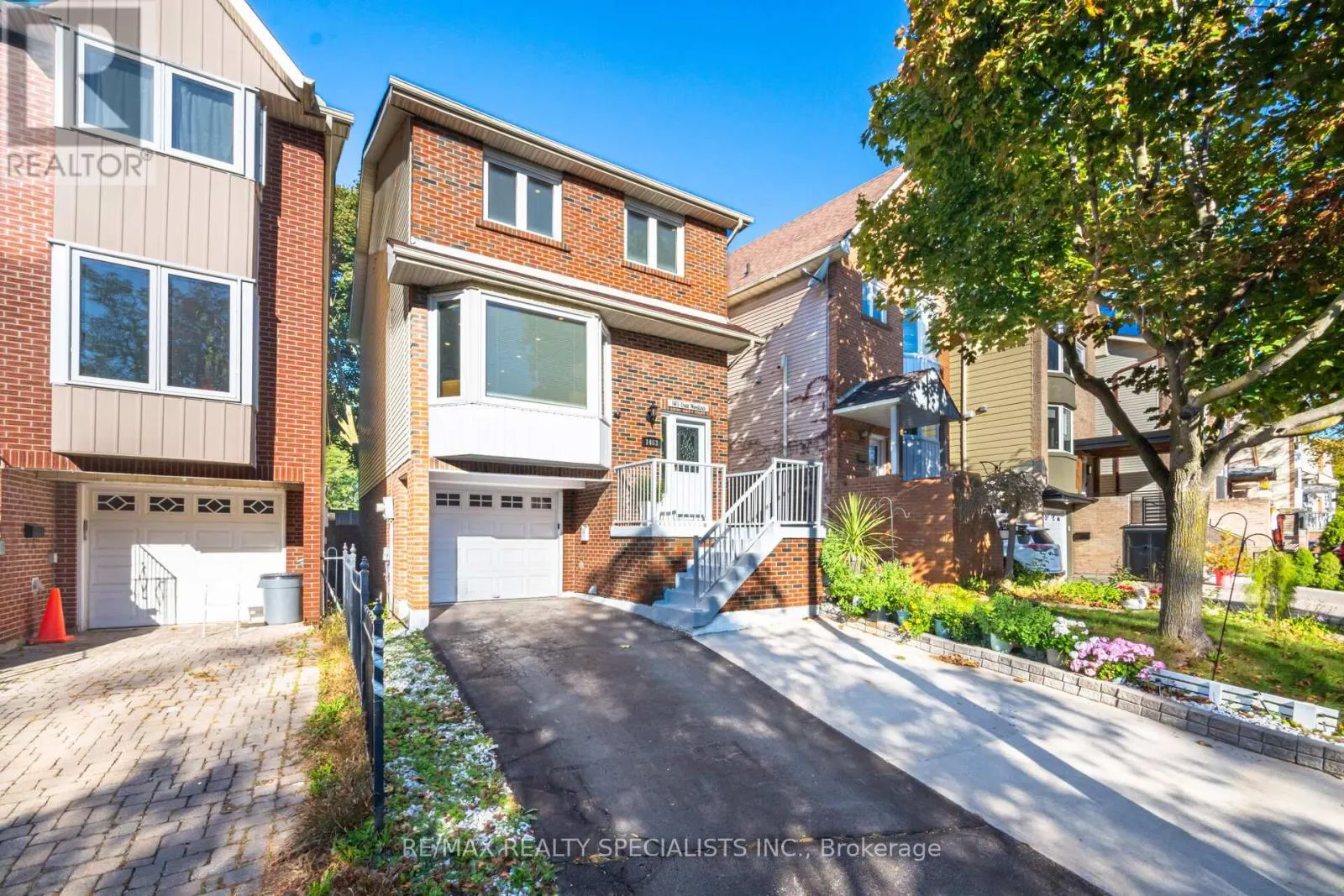 1463 CREDIT WOODLANDS COURT