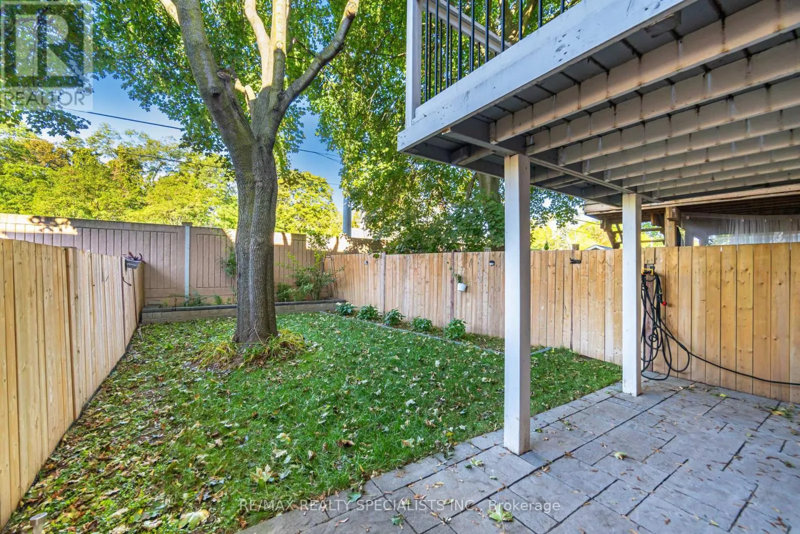 1463 CREDIT WOODLANDS COURT