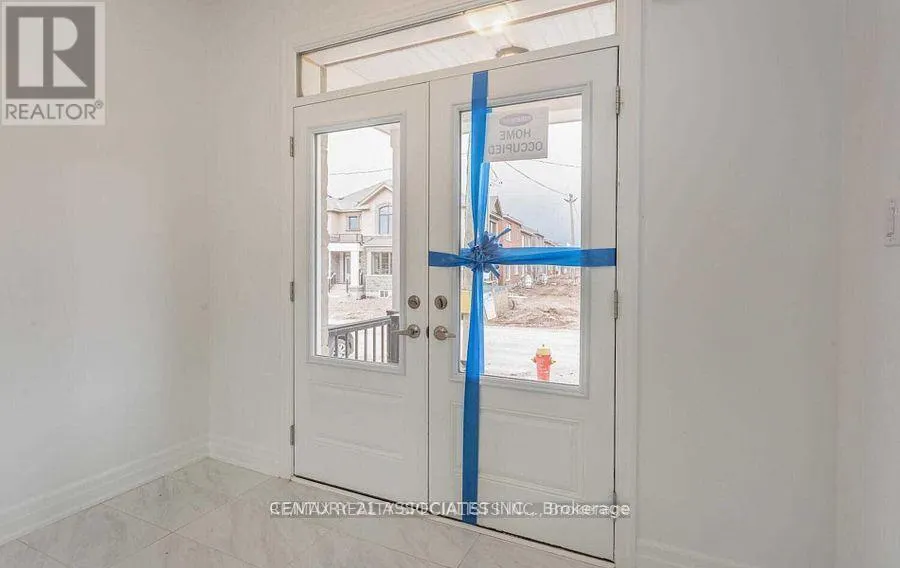 UPPER - 1271 ELDERBERRY CRESCENT