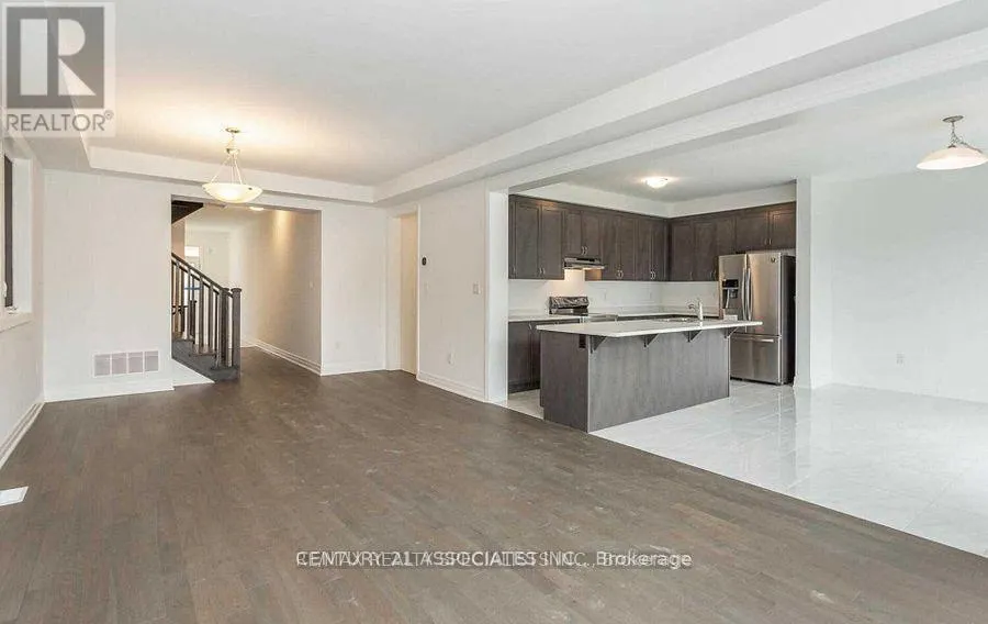 UPPER - 1271 ELDERBERRY CRESCENT