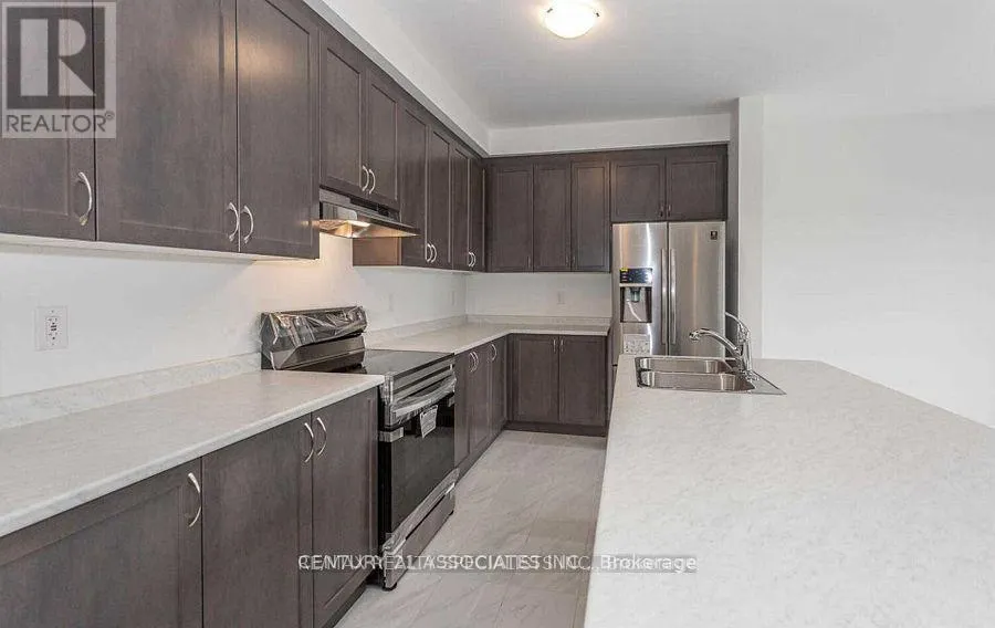 UPPER - 1271 ELDERBERRY CRESCENT