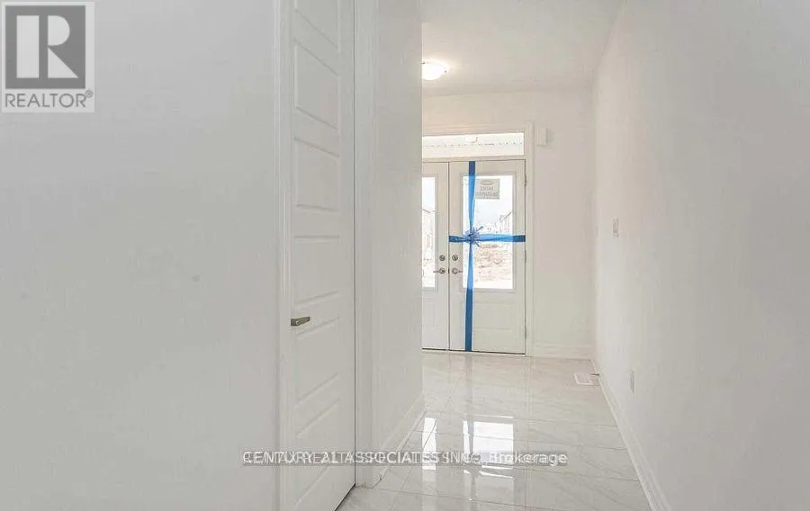 UPPER - 1271 ELDERBERRY CRESCENT