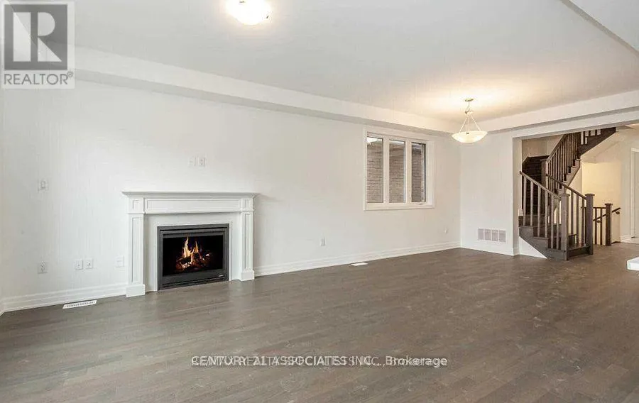 UPPER - 1271 ELDERBERRY CRESCENT