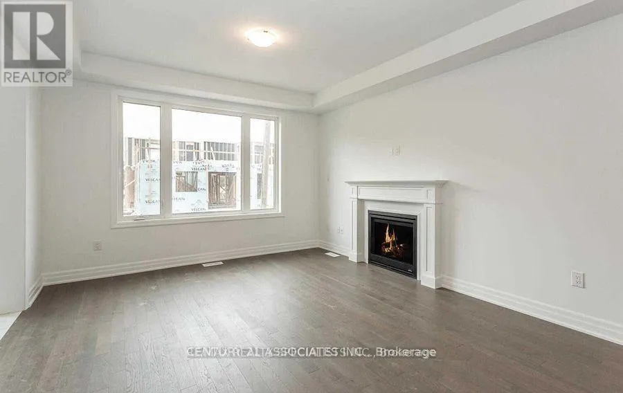 UPPER - 1271 ELDERBERRY CRESCENT