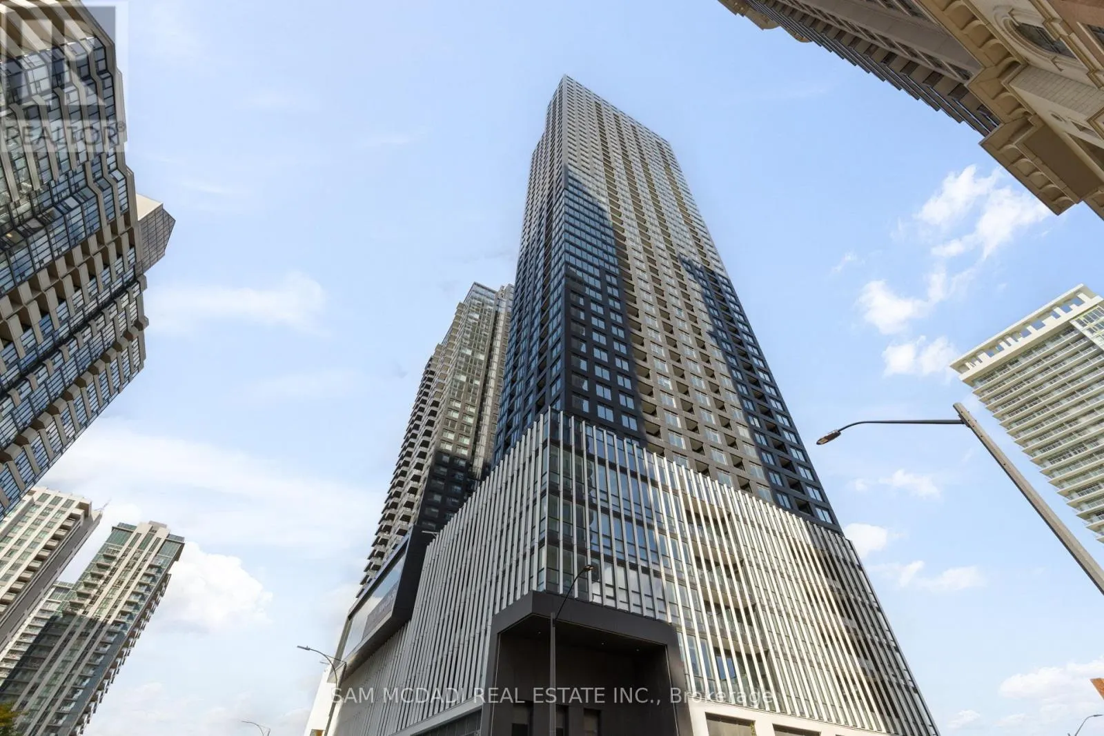 3104 - 395 SQUARE ONE DRIVE