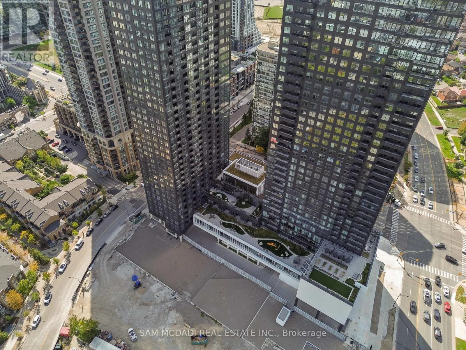 3104 - 395 SQUARE ONE DRIVE