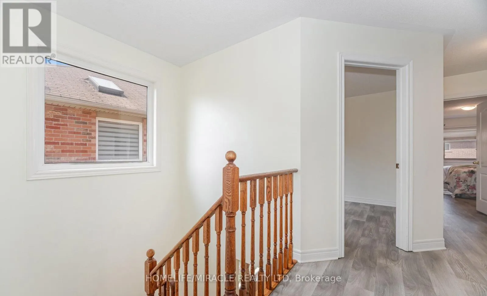 31 HOLLINGSWORTH CIRCLE