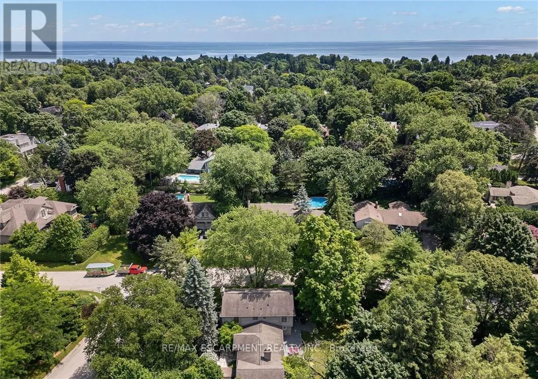 250 DALEWOOD DRIVE