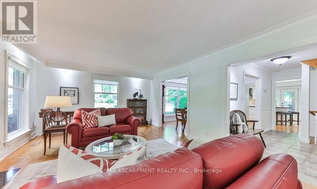 250 DALEWOOD DRIVE