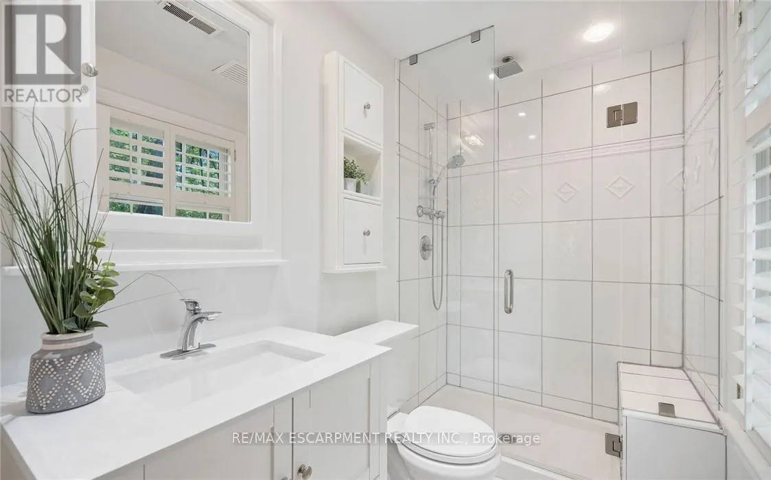 250 DALEWOOD DRIVE