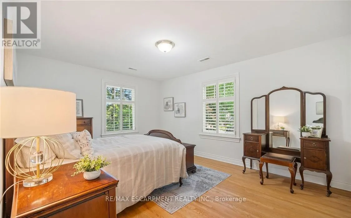 250 DALEWOOD DRIVE