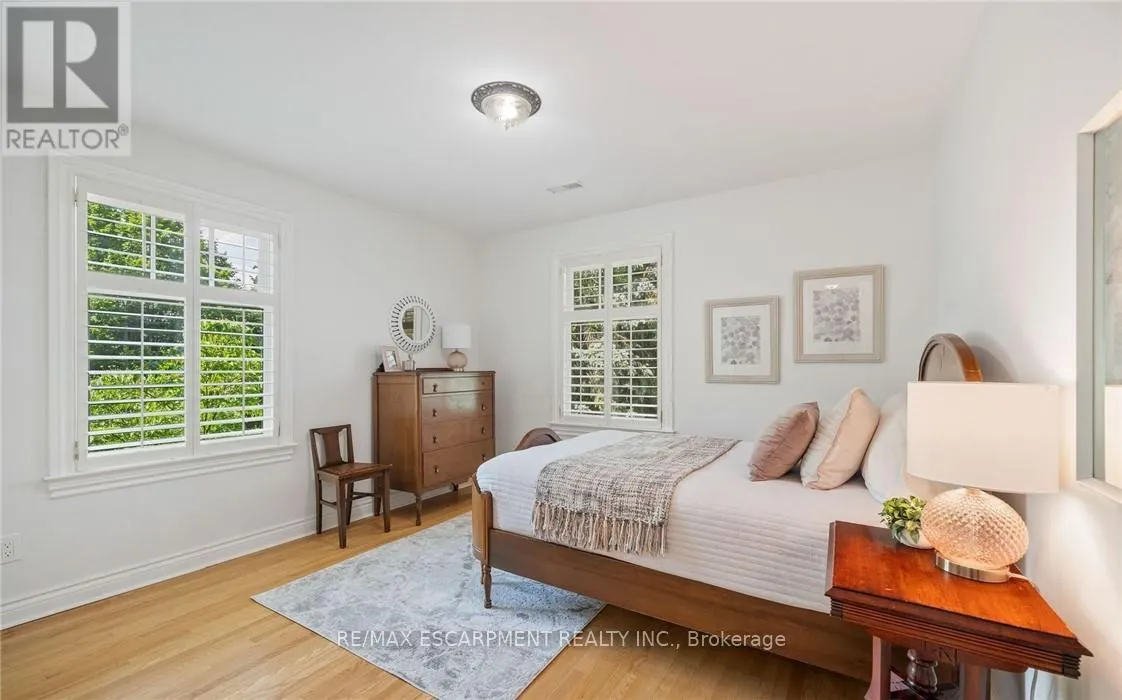 250 DALEWOOD DRIVE